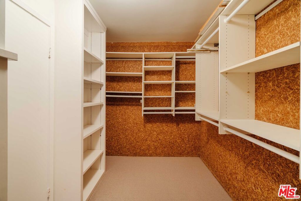 18041 Blue Sail Drive Property Photo 18