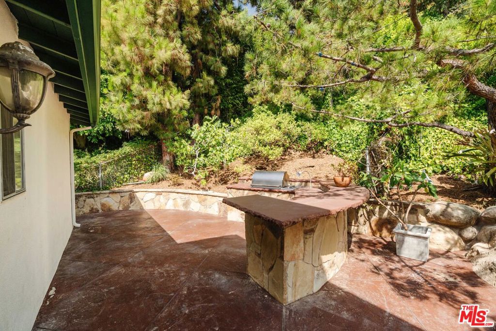 18041 Blue Sail Drive Property Photo 27