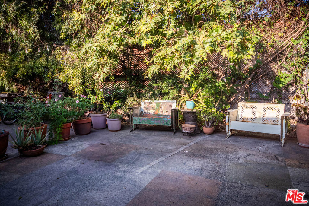 5422 W Washington Boulevard Property Photo 5