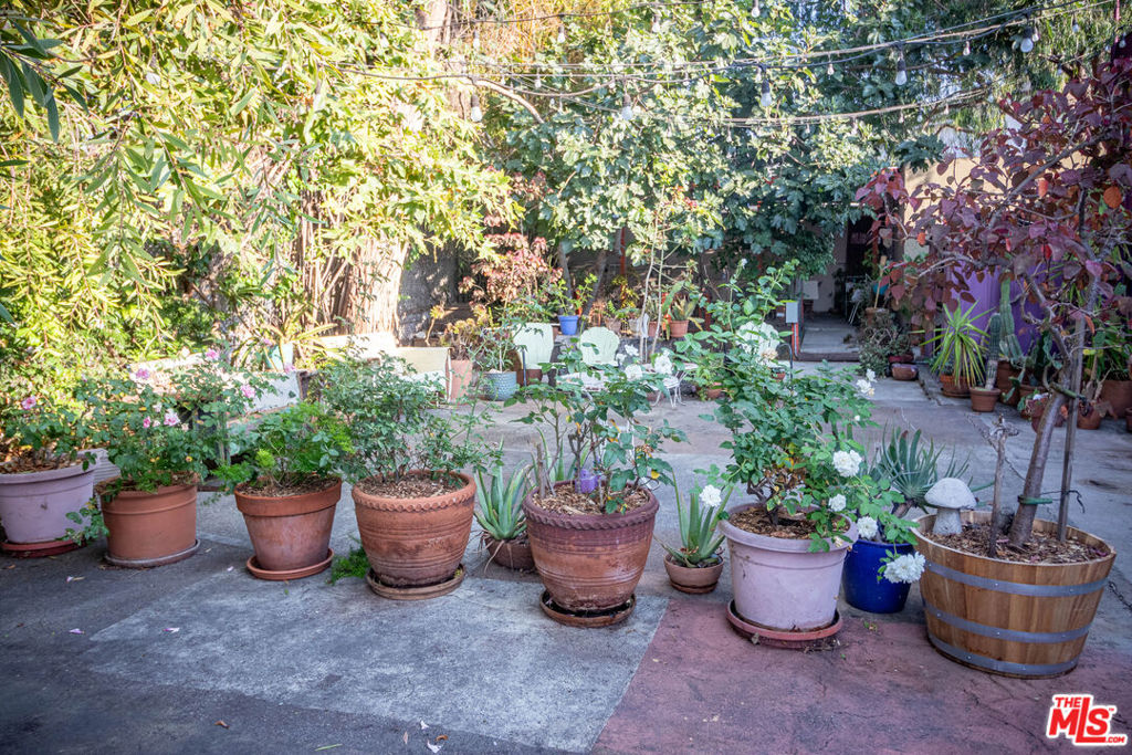 5422 W Washington Boulevard Property Photo 23