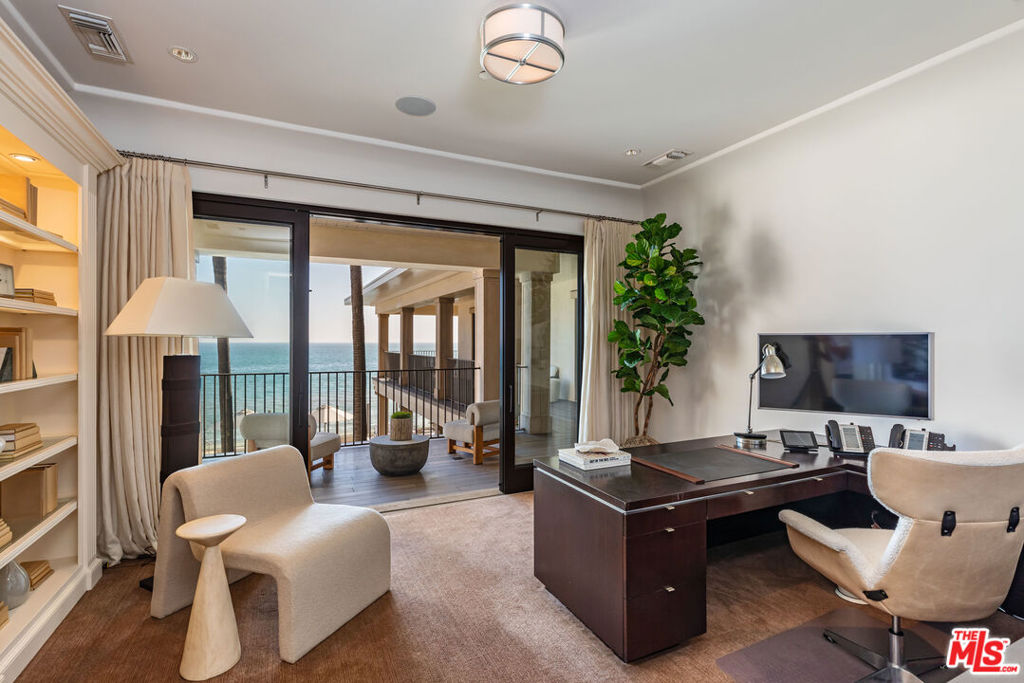 22368 Pacific Coast Highway Property Photo 16