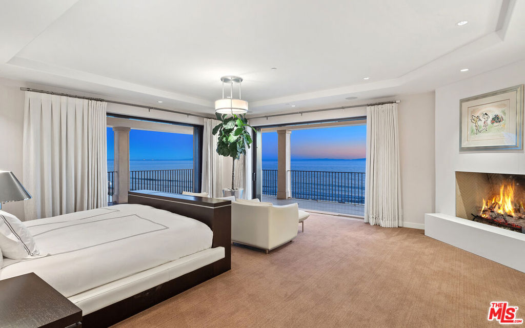 22368 Pacific Coast Highway Property Photo 27