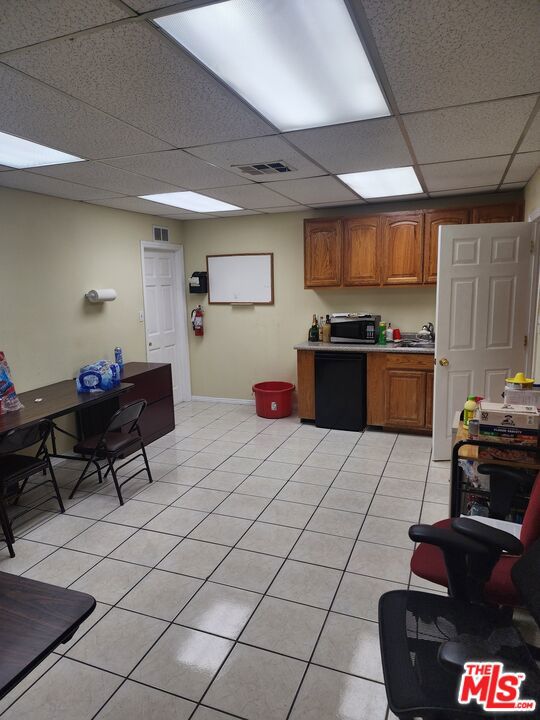 707 N La Brea Avenue Property Photo 19