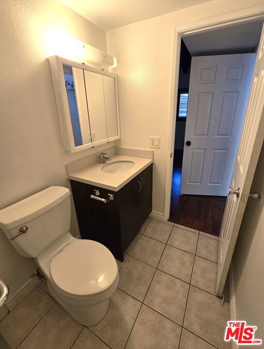 18350 Hatteras Street 248 Property Photo 18