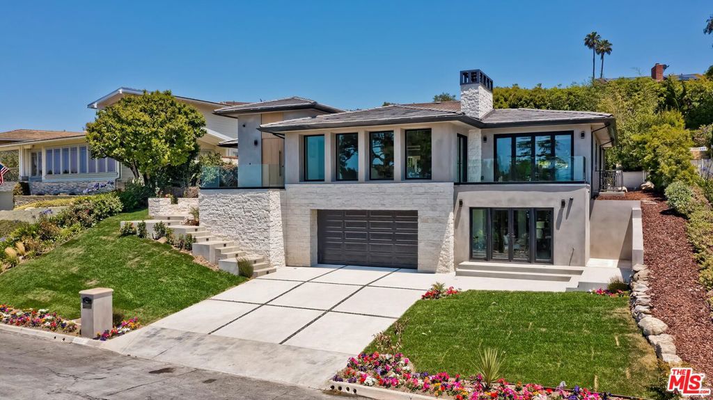 1012 Via Mirabel Property Photo