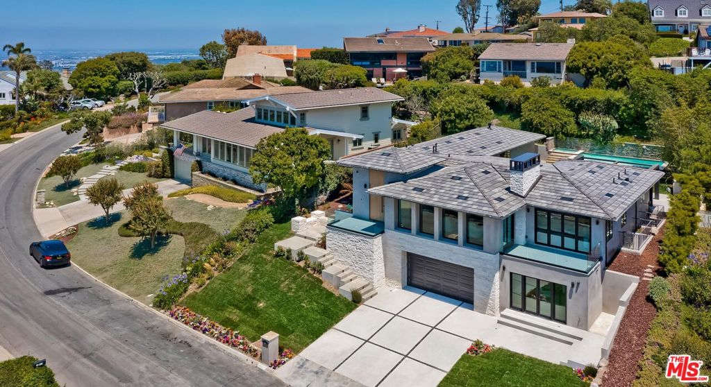 1012 Via Mirabel Property Photo 4