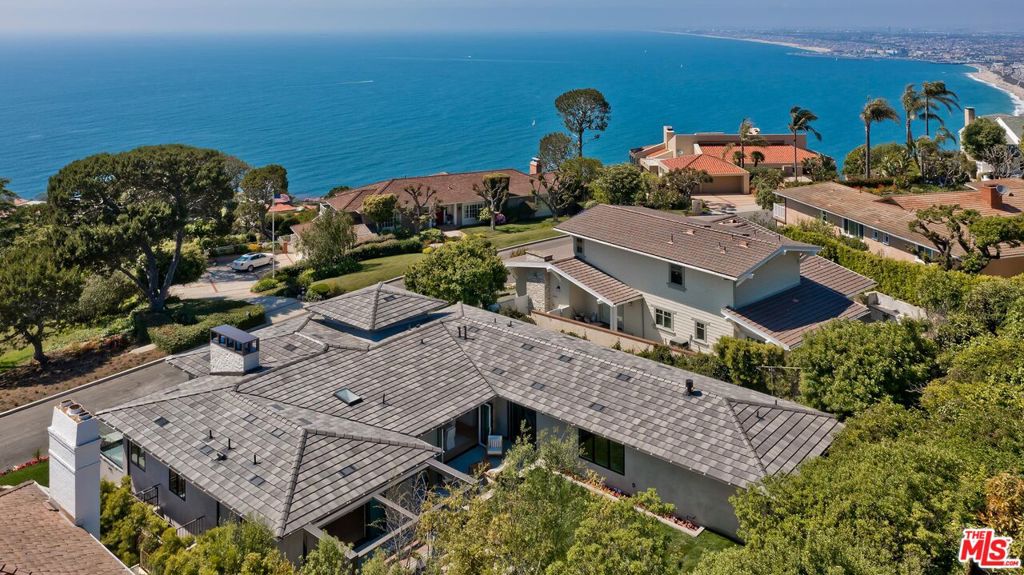 1012 Via Mirabel Property Photo 8