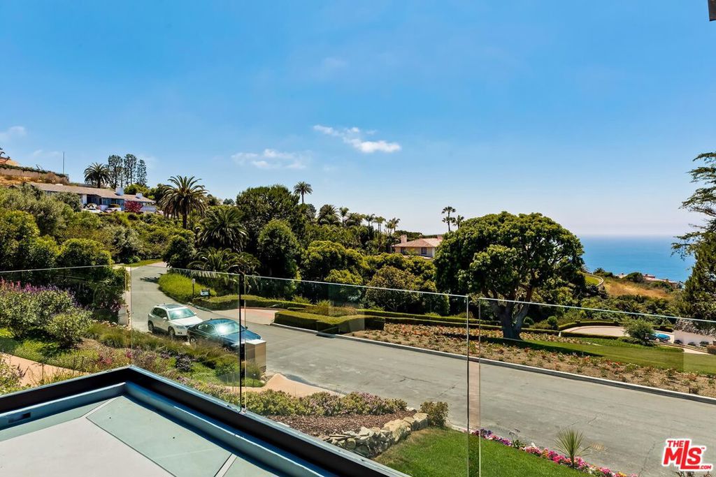 1012 Via Mirabel Property Photo 11