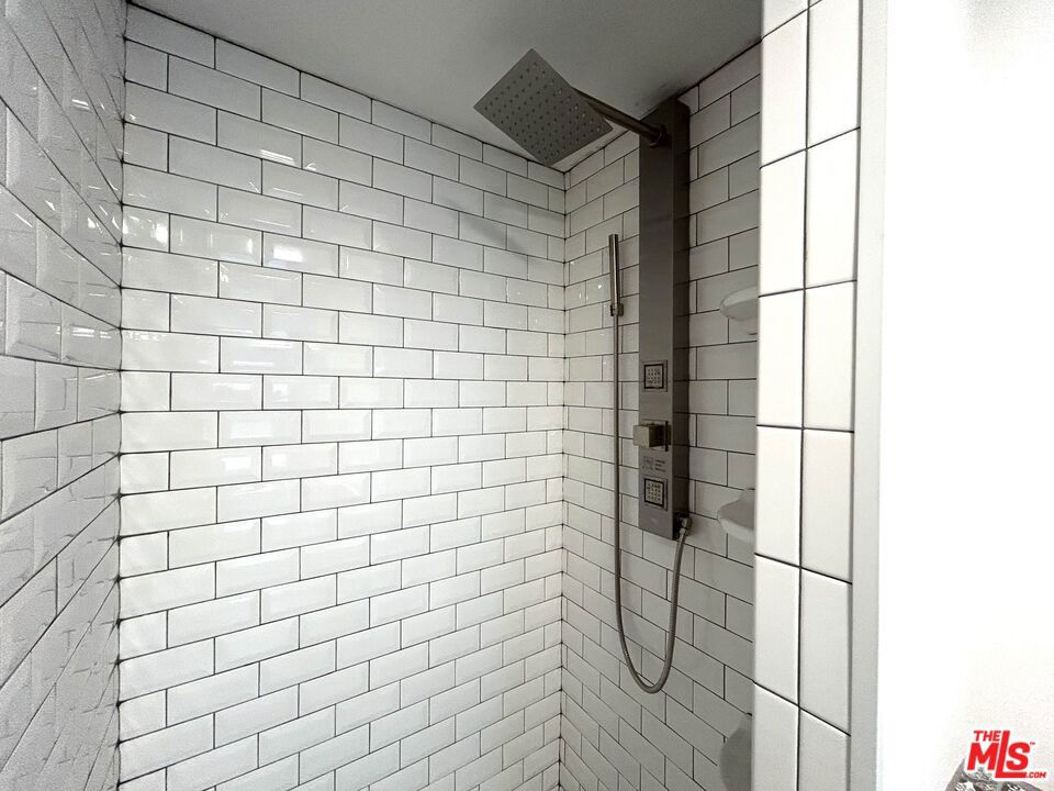 16321 Pacific Coast Highway 41 Property Photo 6