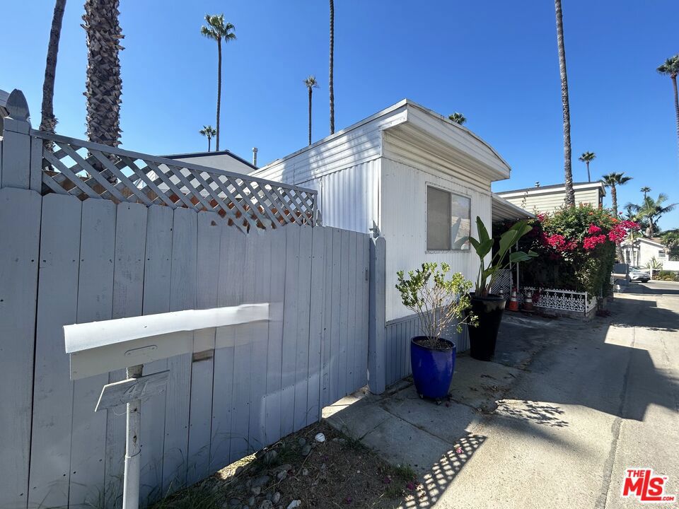 16321 Pacific Coast Highway 41 Property Photo 13