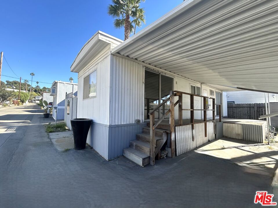 16321 Pacific Coast Highway 41 Property Photo 14