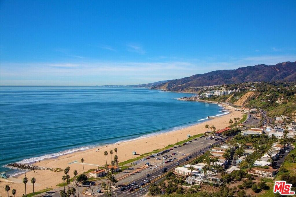 16321 Pacific Coast Highway 41 Property Photo 19