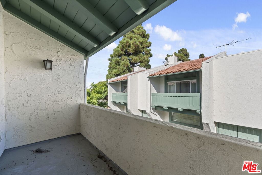 4926 1/2 Mcconnell Avenue Property Photo 13