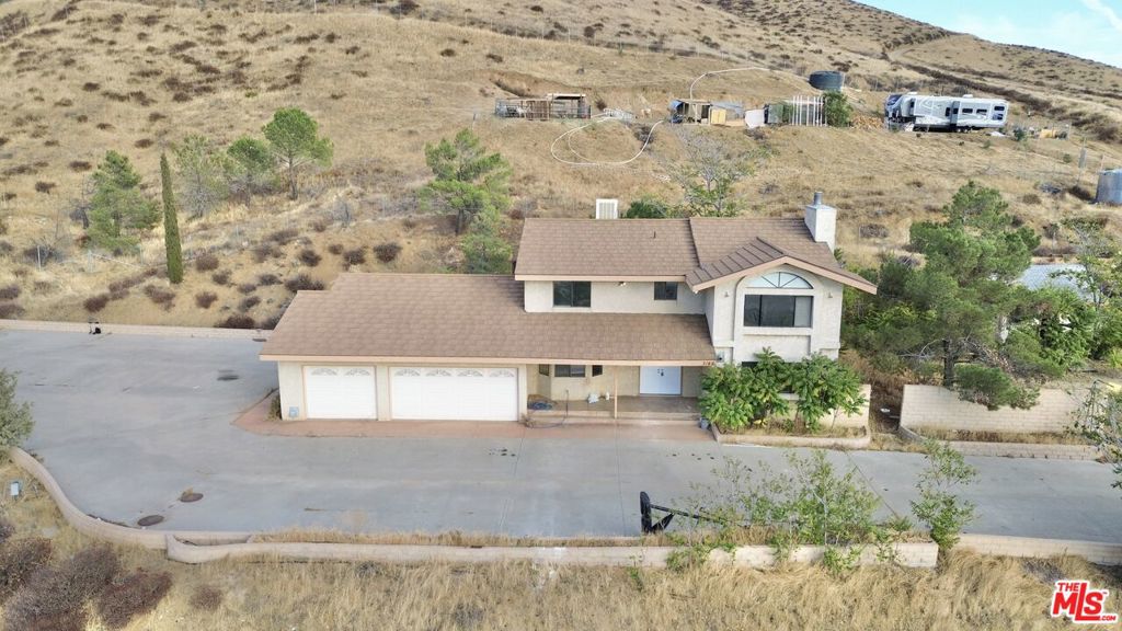 24442251 Property Photo 50