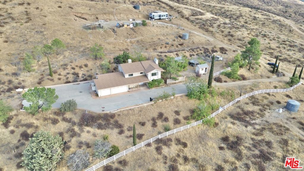 24442251 Property Photo 52