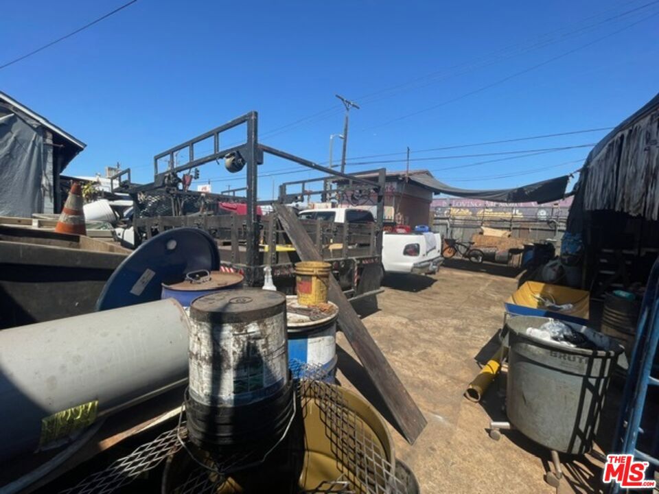9602 S Main Street Property Photo 31