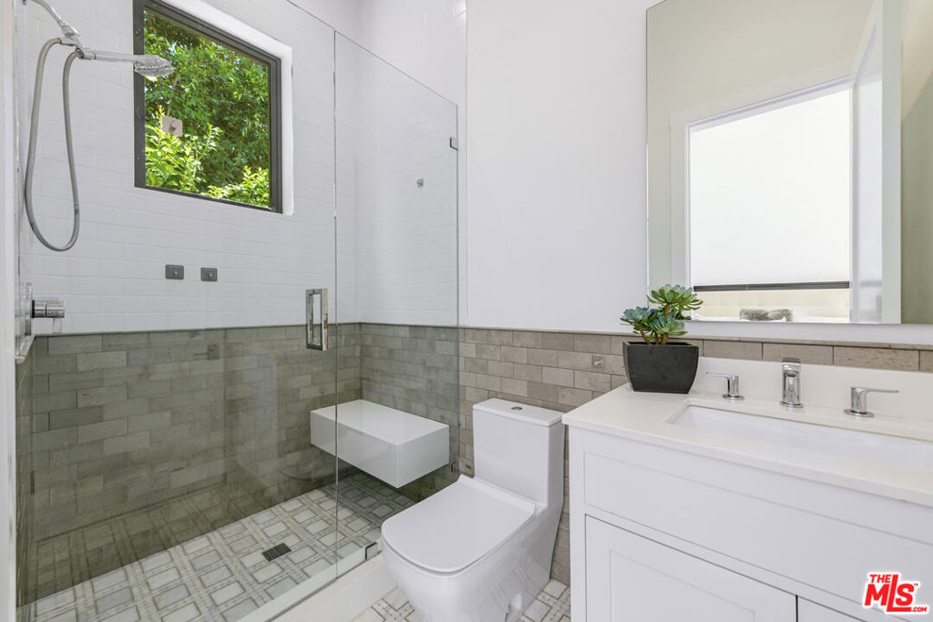 5412 Aldea Avenue Property Photo 23