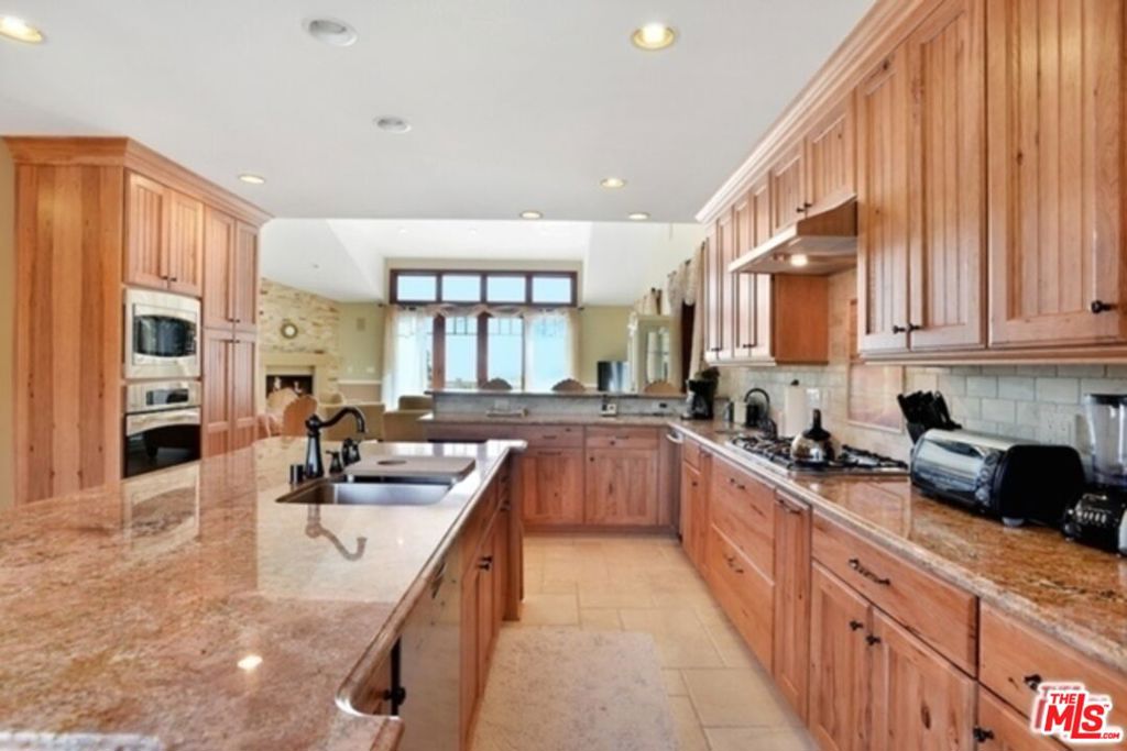 7322 Birdview Avenue Property Photo 12