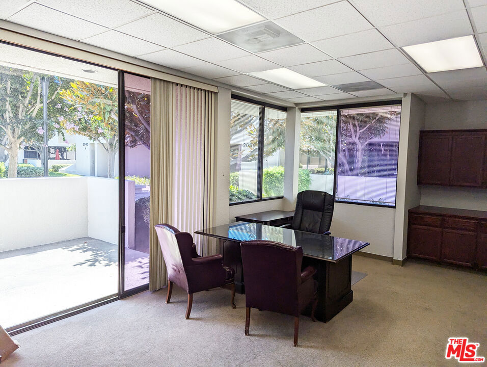 2070 N Tustin Avenue Property Photo 3