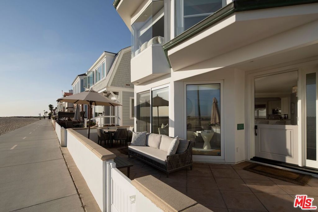 506 W Oceanfront 2 Property Photo 9