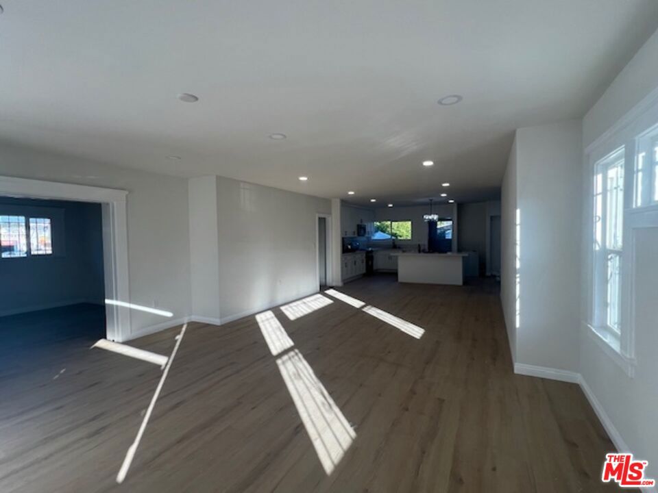 1618 Crenshaw Boulevard Property Photo 10