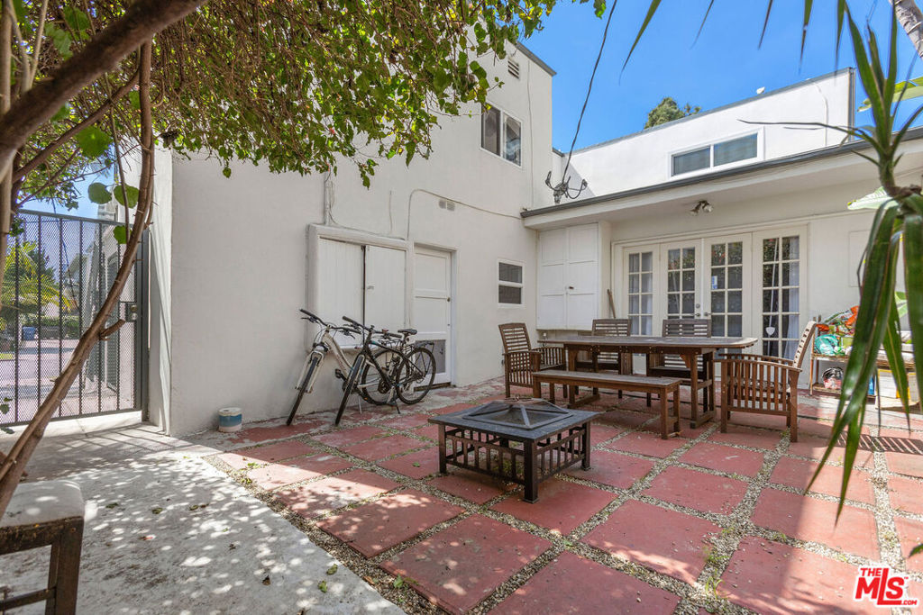 1101 Euclid Street Property Photo 6