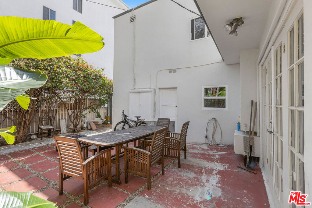 1101 Euclid Street Property Photo 7