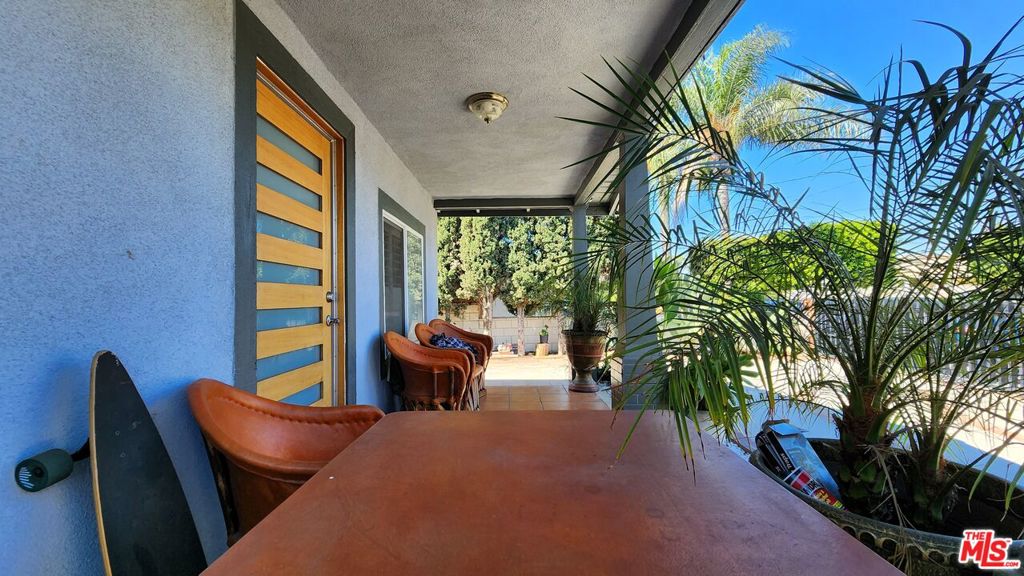 11146 Burton Street Property Photo 5