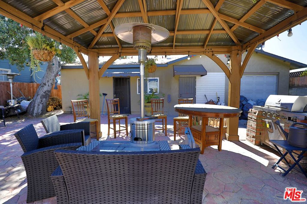 11146 Burton Street Property Photo 21