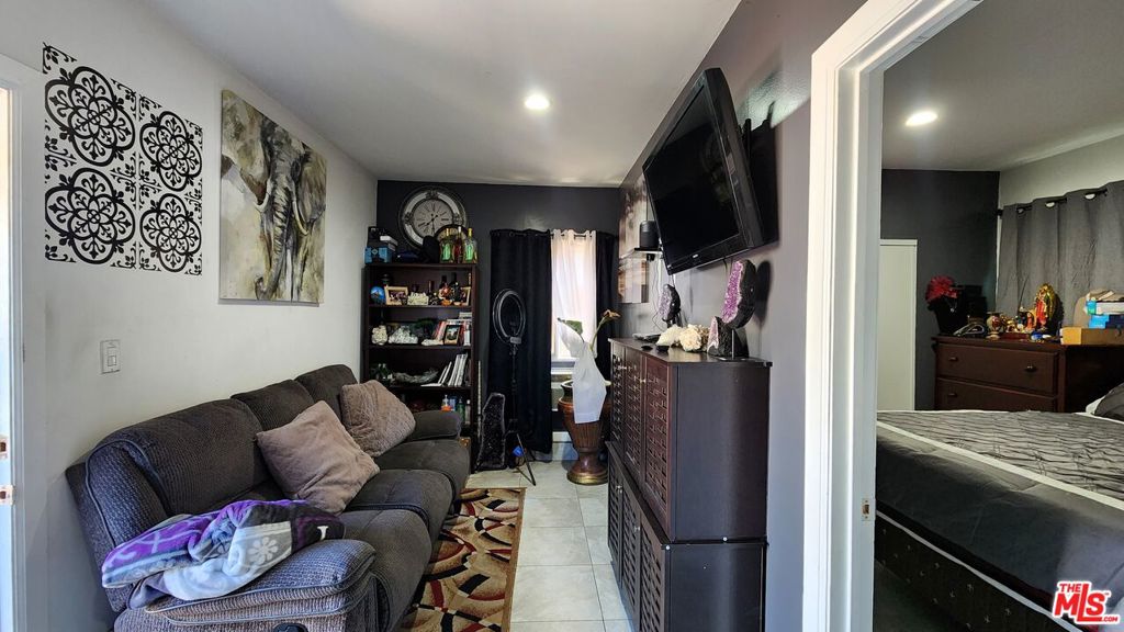 11146 Burton Street Property Photo 38