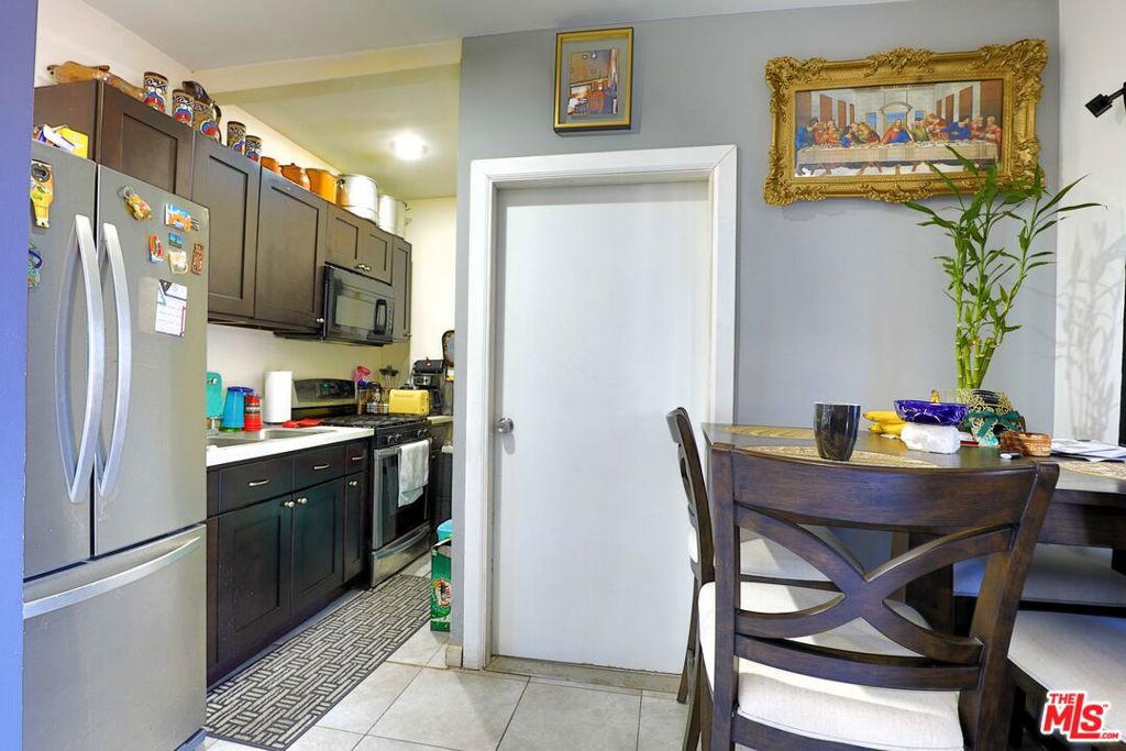 11146 Burton Street Property Photo 39