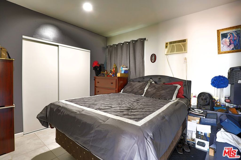 11146 Burton Street Property Photo 40