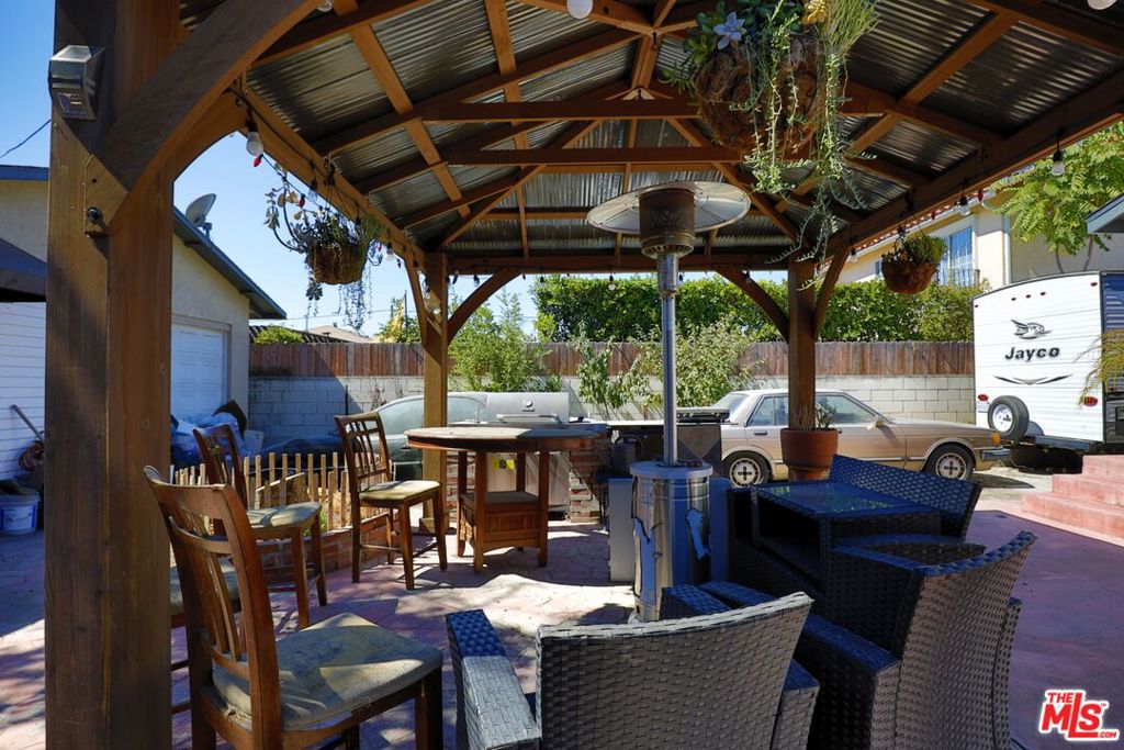 11146 Burton Street Property Photo 50