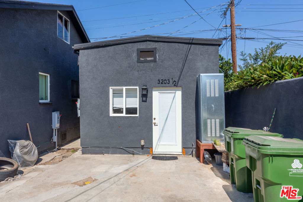 3201 W 18th Street Property Photo 8