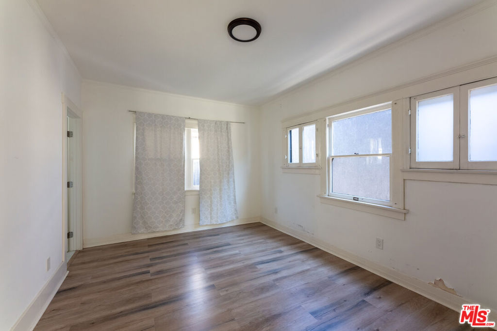 3201 W 18th Street Property Photo 28