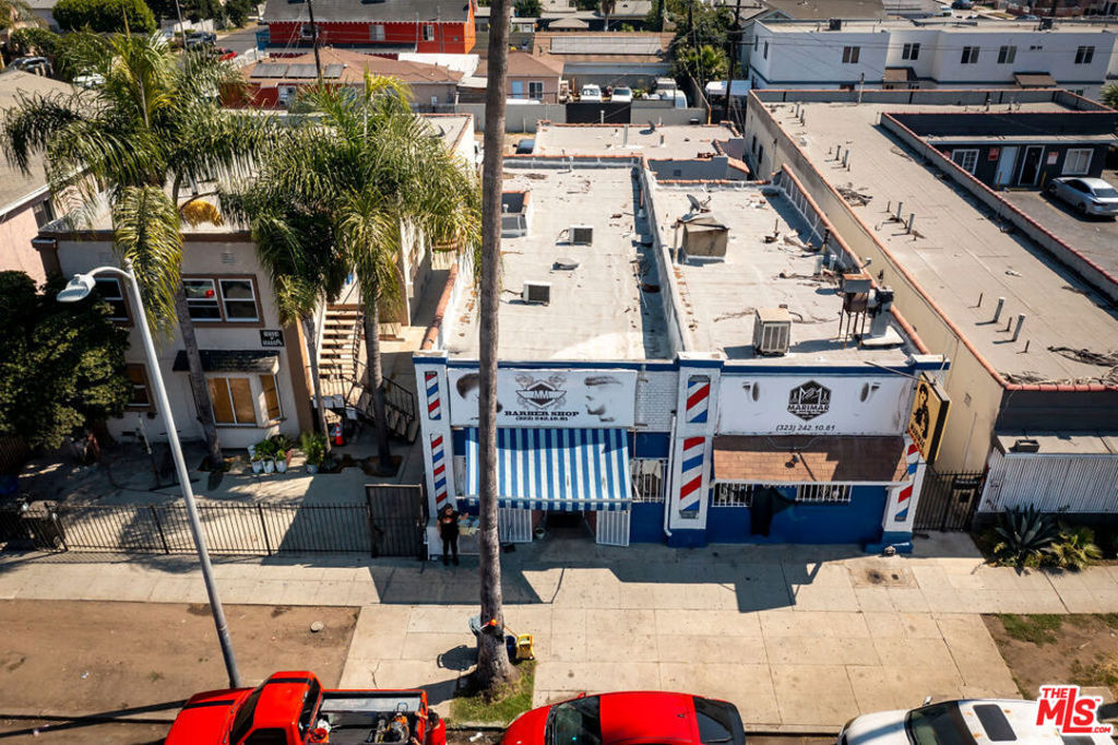 10908 S Figueroa Street Property Photo 2