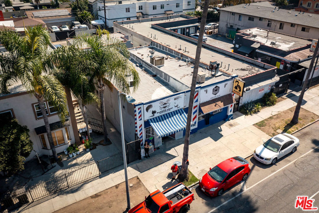 10908 S Figueroa Street Property Photo 3