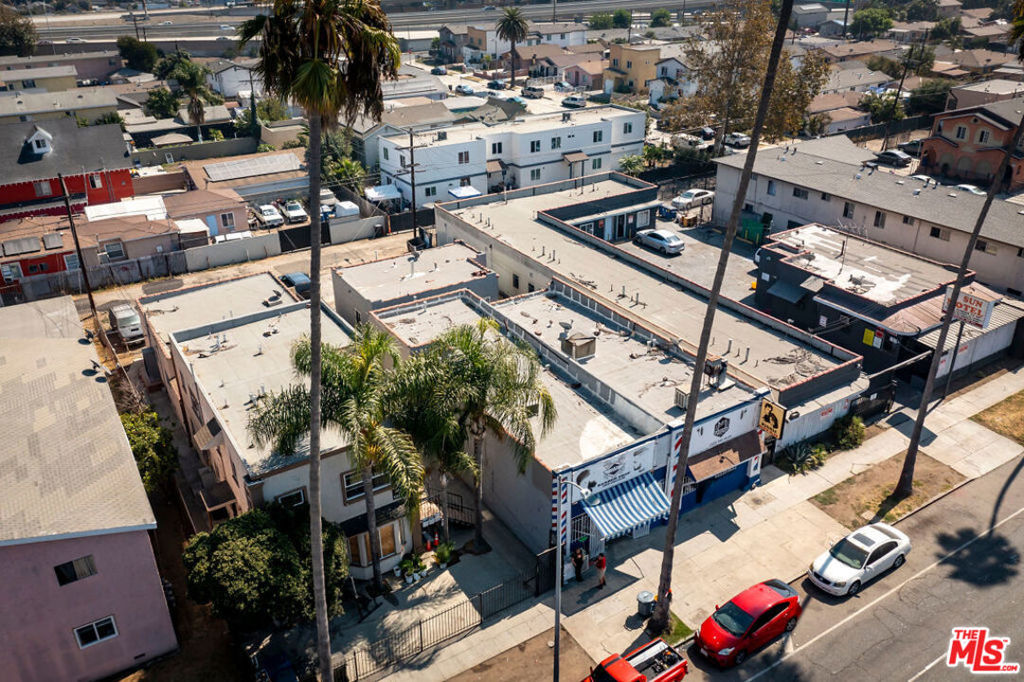 10908 S Figueroa Street Property Photo 4