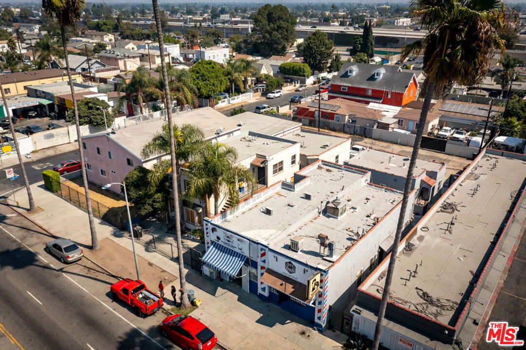 10908 S Figueroa Street Property Photo 6