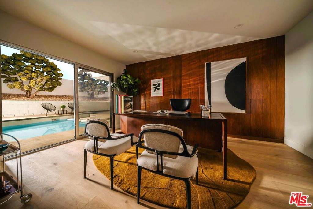 6412 S Holt Avenue Property Photo 21