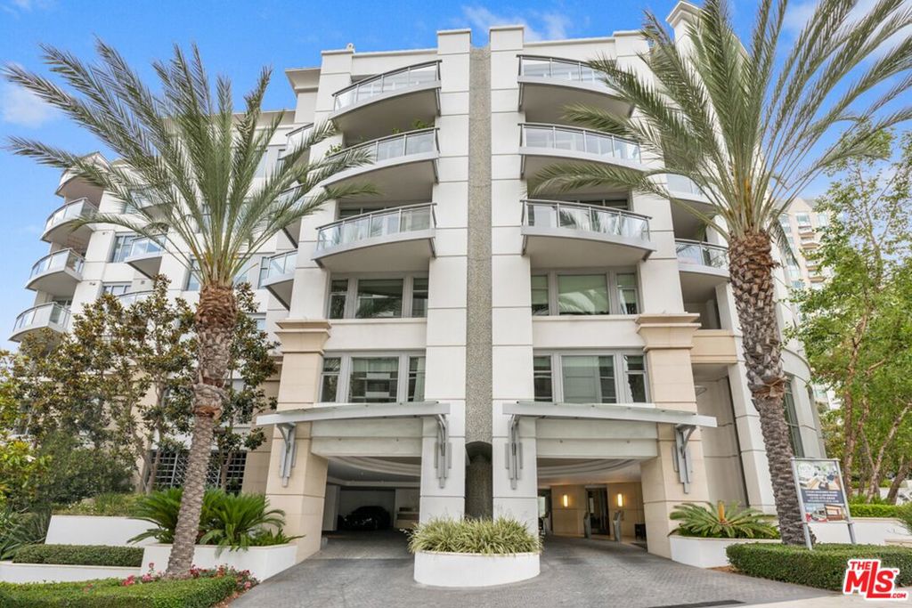 10700 Wilshire Boulevard 208 Property Photo 23