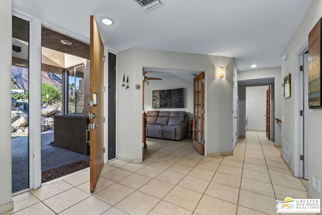 2622 N Girasol Avenue Property Photo 18