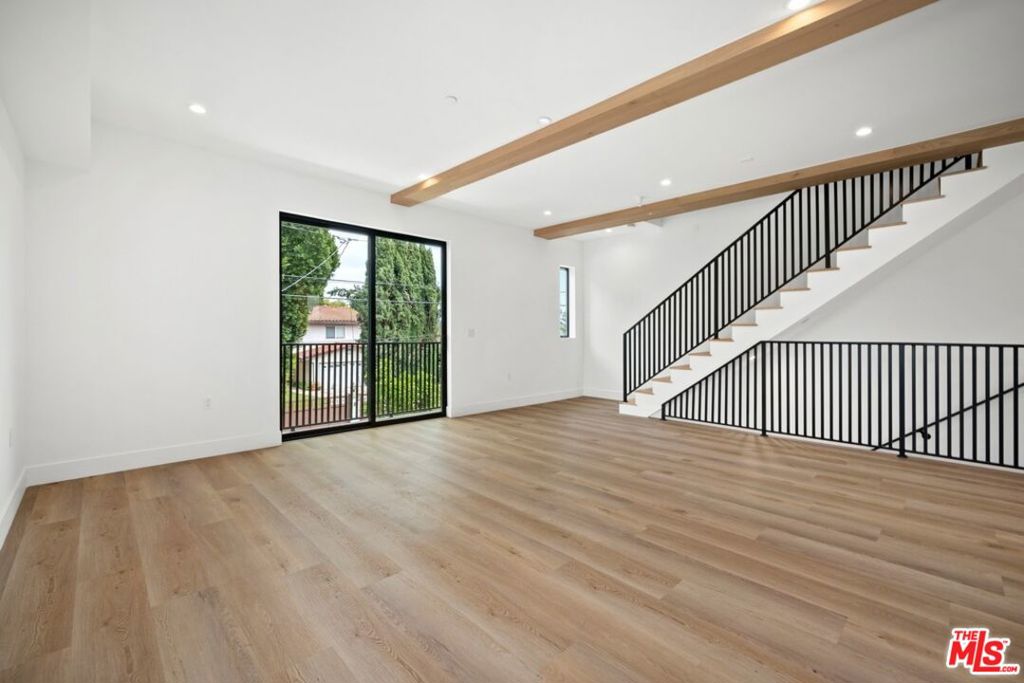 5545 Calhoun Avenue Property Photo 10