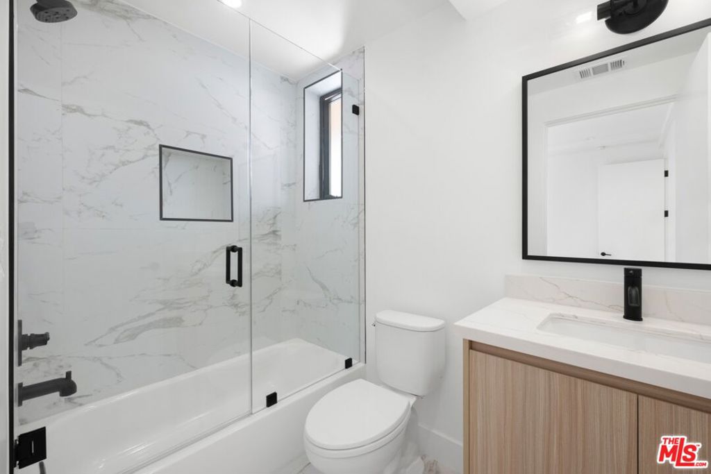 5545 Calhoun Avenue Property Photo 13