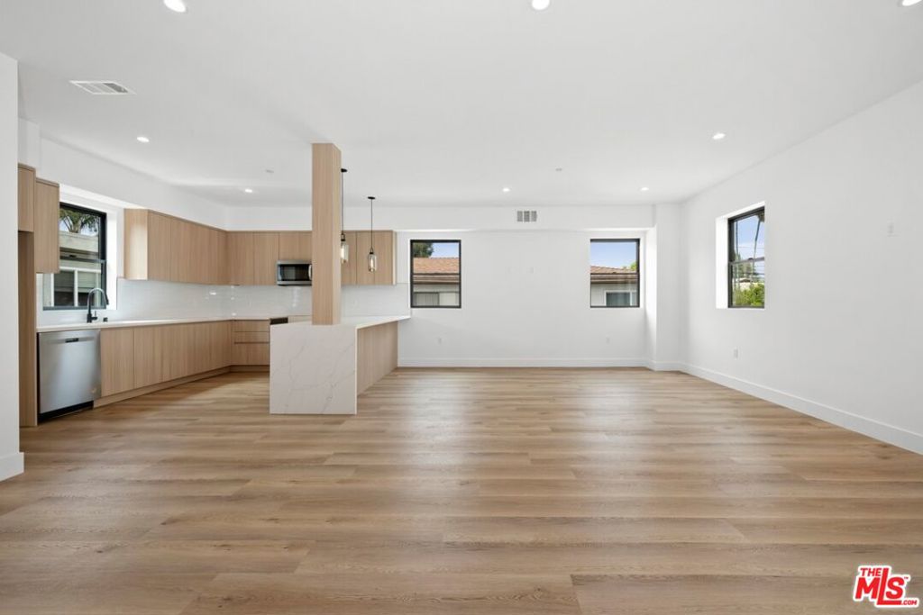 5545 Calhoun Avenue Property Photo 14