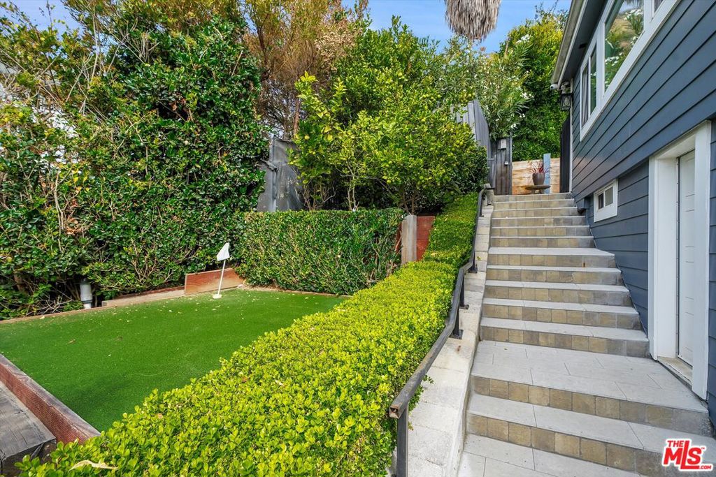 3966 Las Flores Canyon Road Property Photo 6