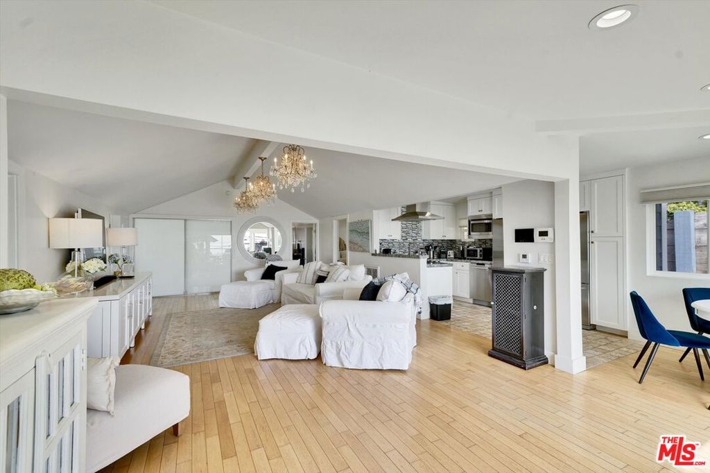 3966 Las Flores Canyon Road Property Photo 15