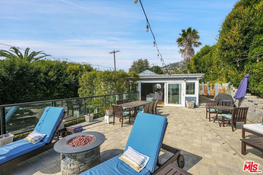 3966 Las Flores Canyon Road Property Photo 17