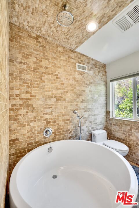 3966 Las Flores Canyon Road Property Photo 34