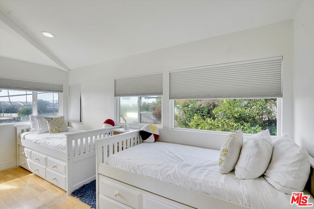 3966 Las Flores Canyon Road Property Photo 37